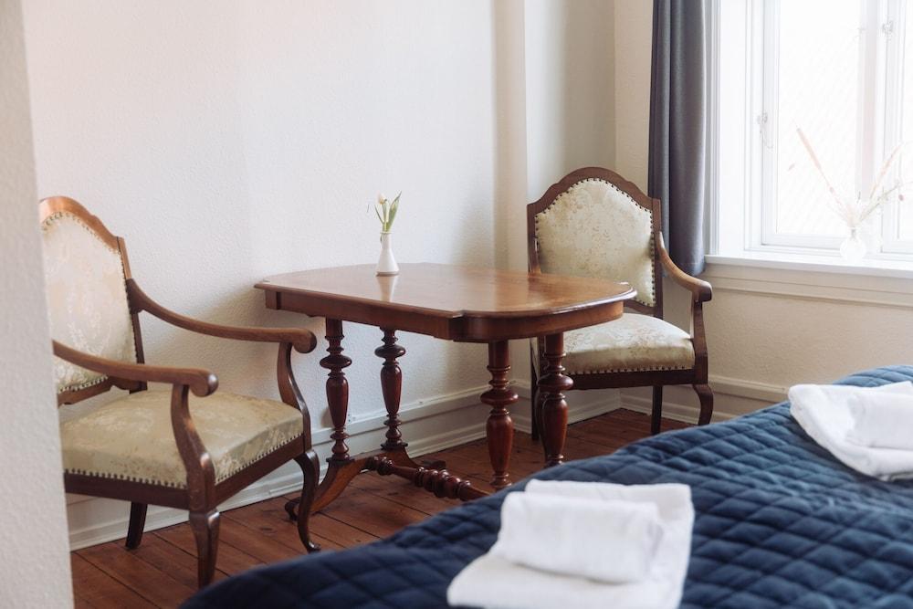 Hotel Lidenlund ved Gitte Bitsch