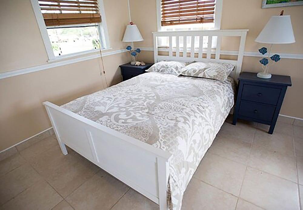 Bungalows on the Bay