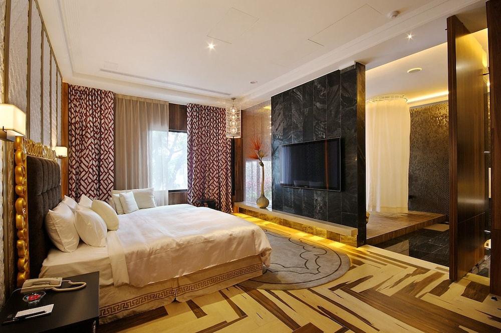 Mulan Motel Taichung