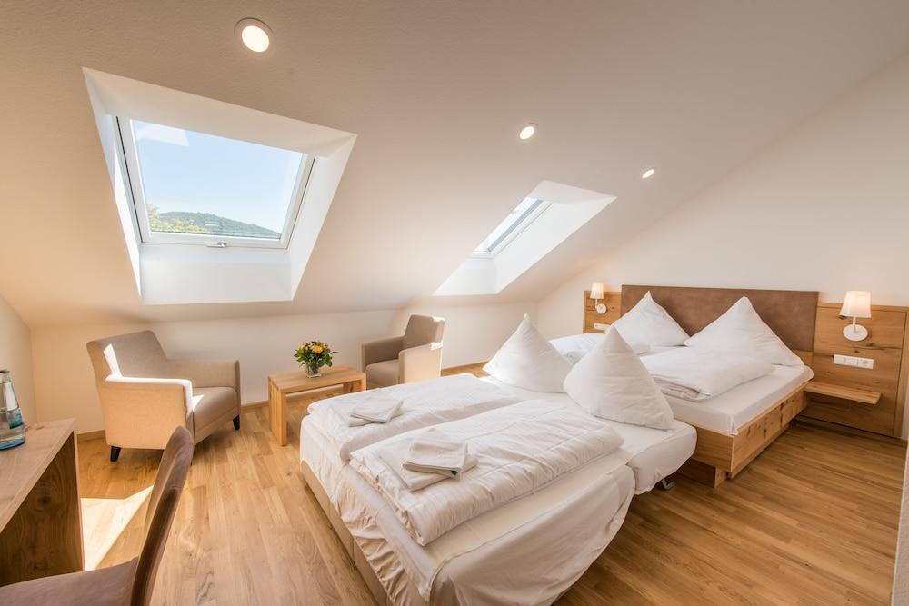 Hotel & Gasthaus Löwen