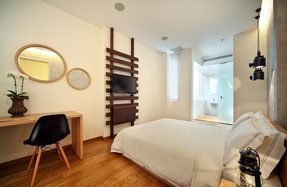 Hotel Clover 769 North Bridge Road