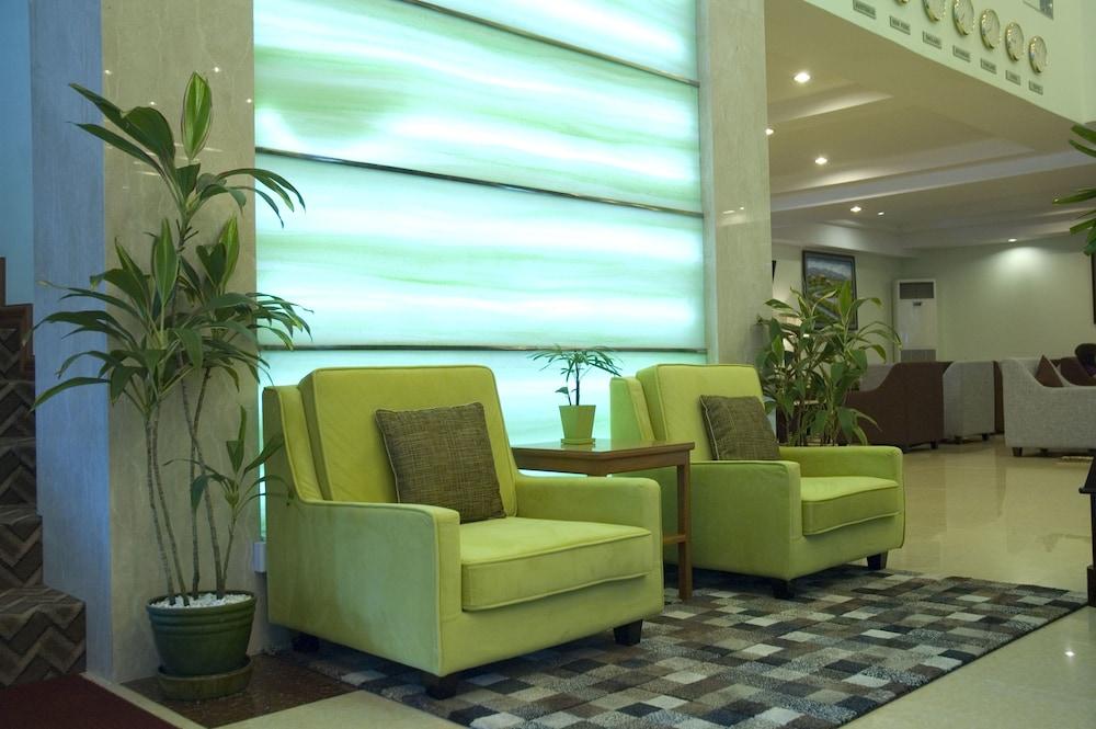 Best Western Green Hill Hotel