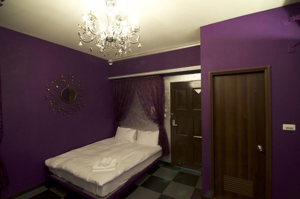 Taichung Calfhouse Hostel