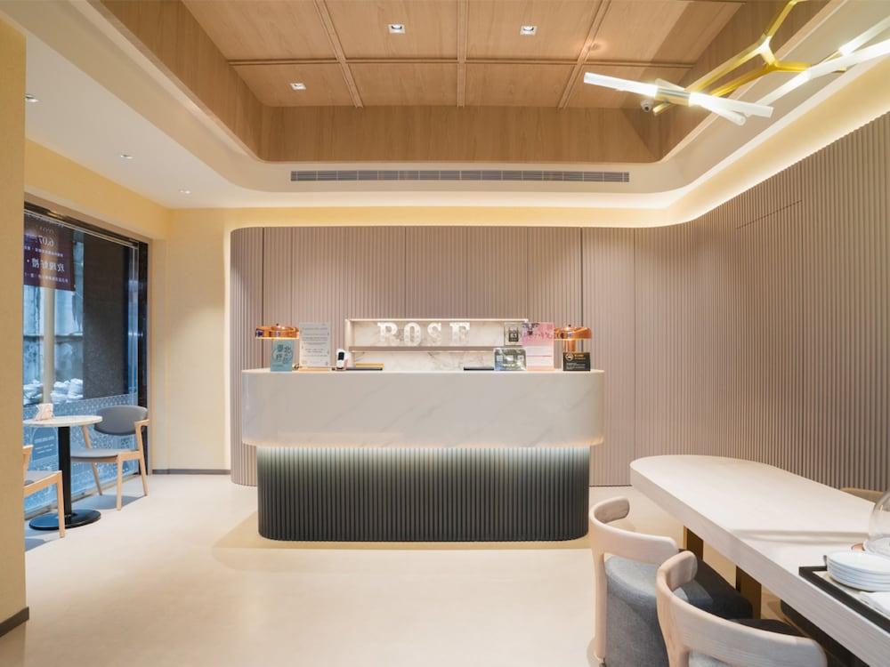 Royal Rose Hotel Zhongshan