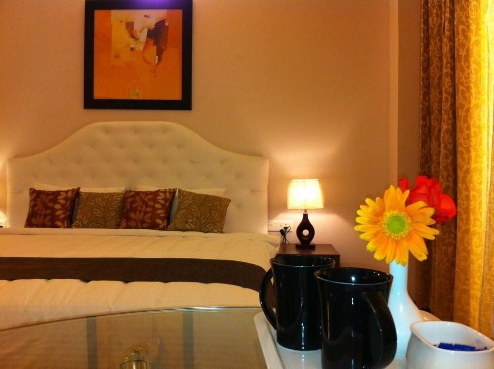 Chris Hotel Whitefield