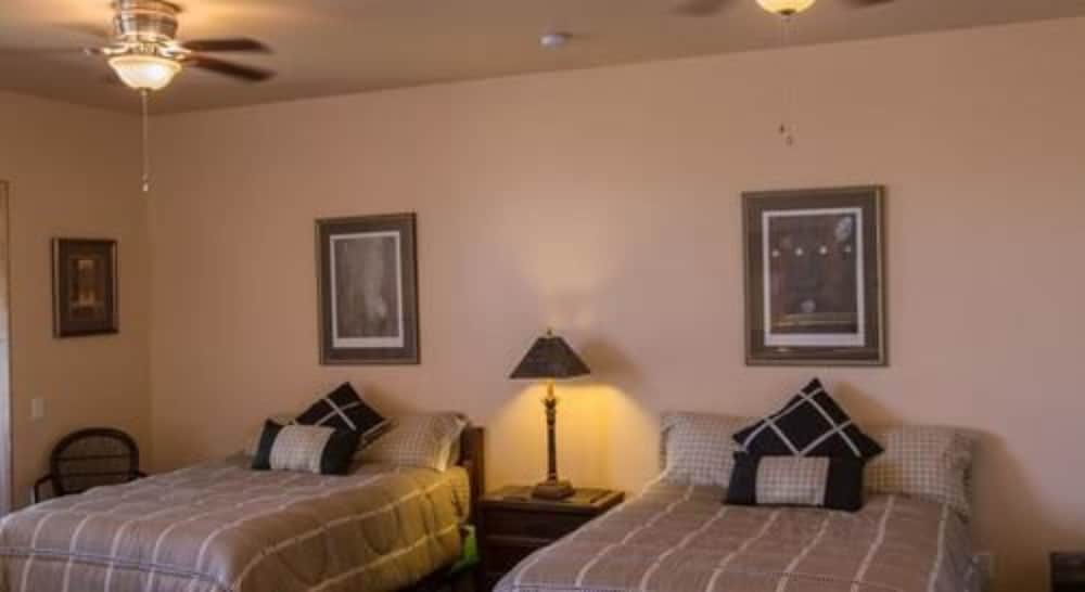 Turtle Back Mesa Bed & Breakfast