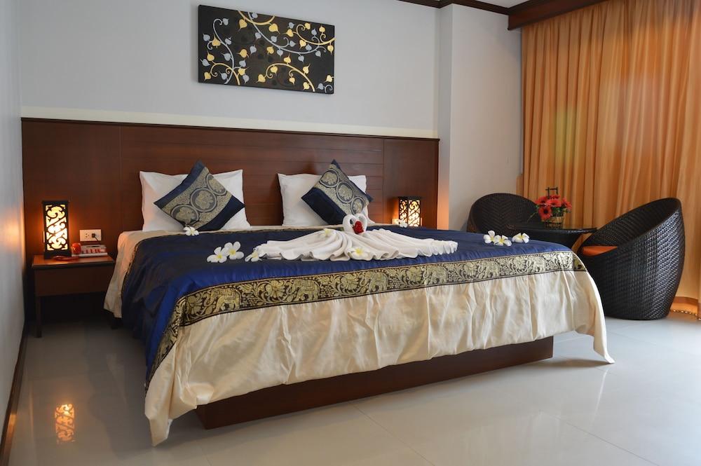 Sharaya Residence Patong