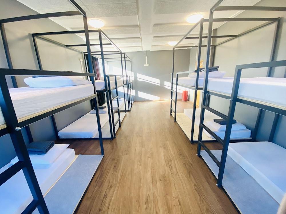 Bus Hostel Reykjavik