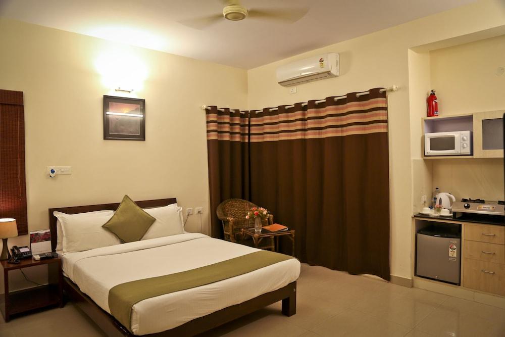 Maple Suites Serviced Apartments