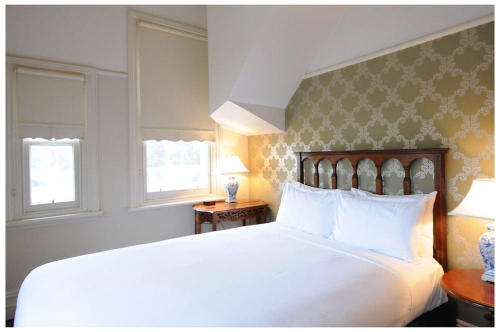 Yarra Valley Grand Hotel