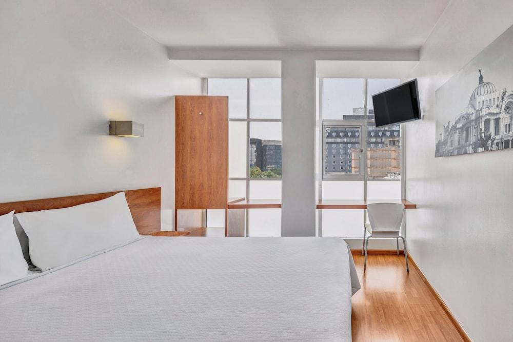 One Ciudad de México Alameda