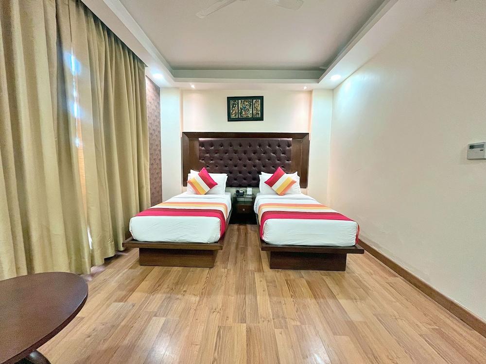 The Grand Orion - Kailash Colony