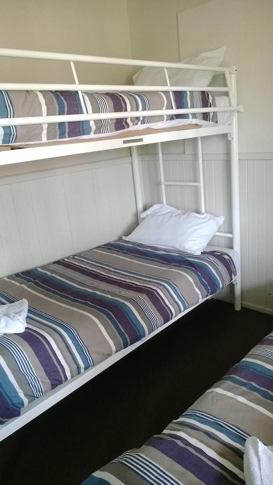 Canberra Carotel Motel