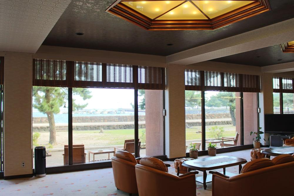 Miyajima Seaside Hotel