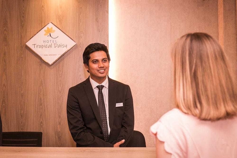 Hotel Tropical Daisy