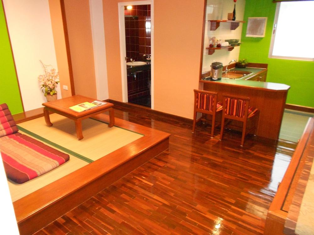 BS Court Boutique Residence