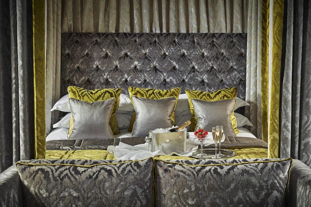 Great Fosters - A Small Luxury Hotel