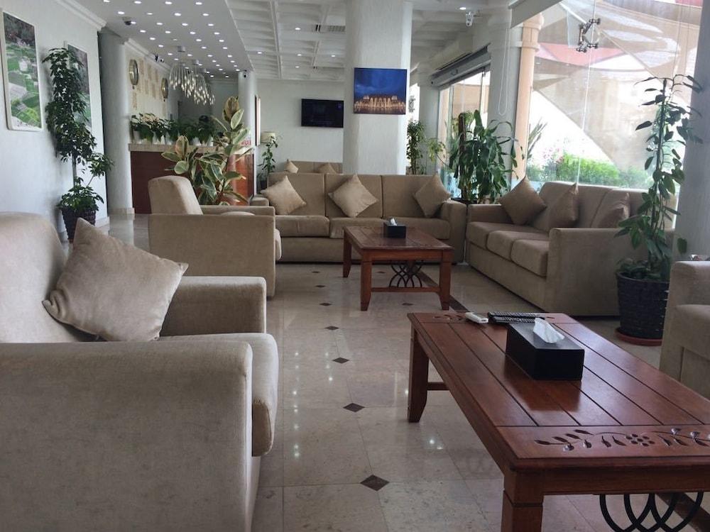 Oman Palm Hotel Suites