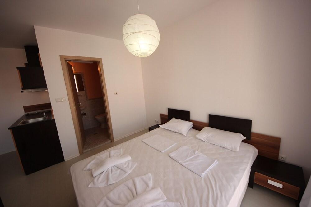 Menada Rainbow Apartments