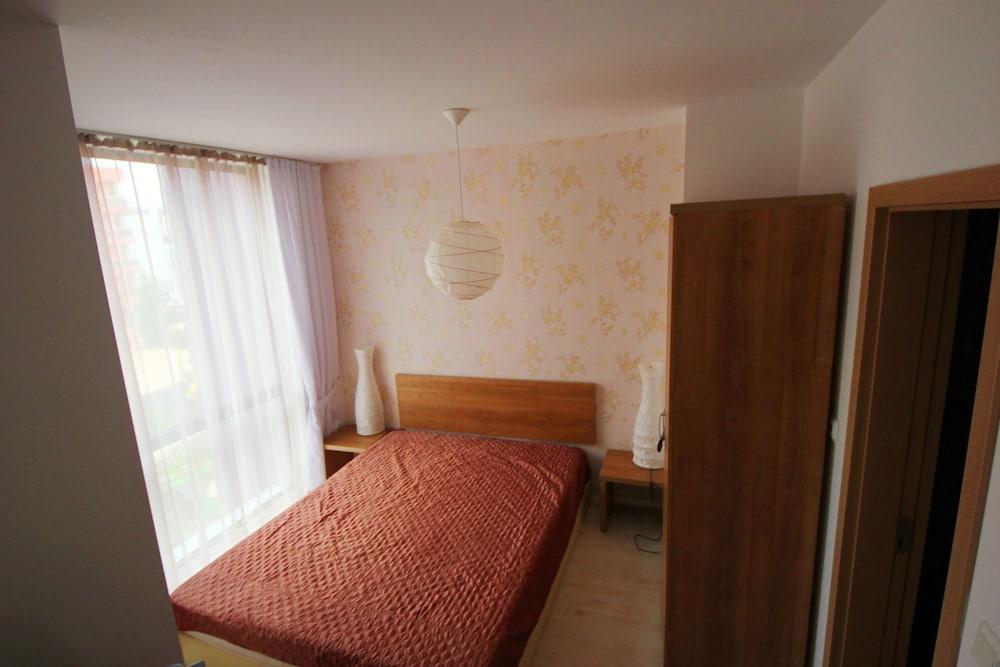 Menada Rainbow Apartments