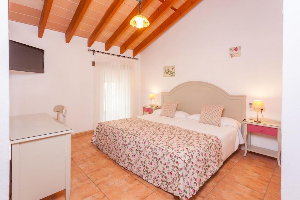 "Son Cleda" House Boutique - Adults Only