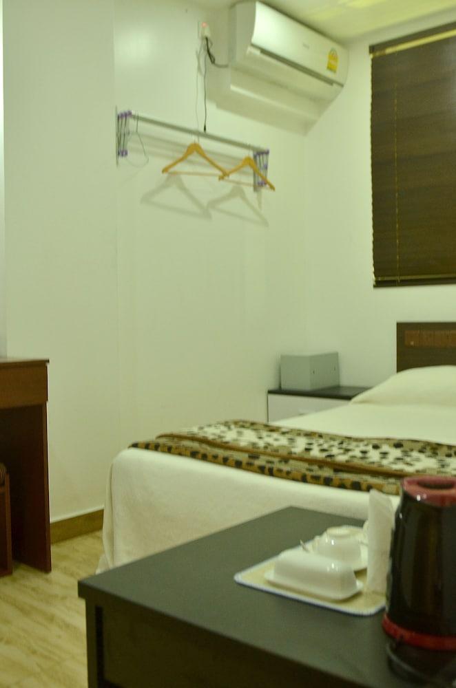 DeMal Orchid Hotel - Hulhumale