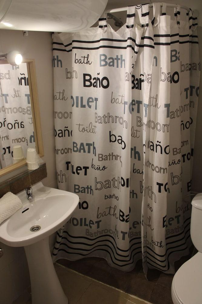 Hostal Virgen del Rocio II