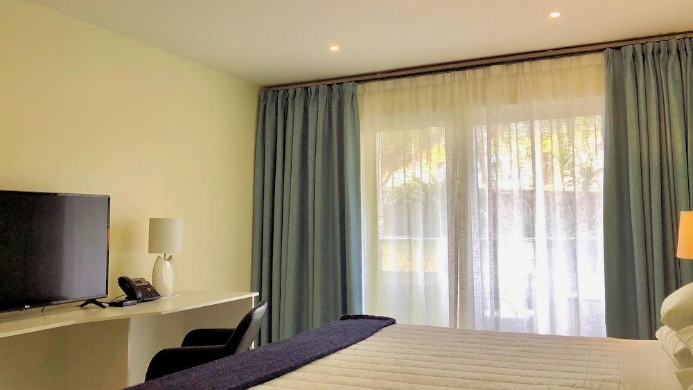 Quint's Travelers Inn