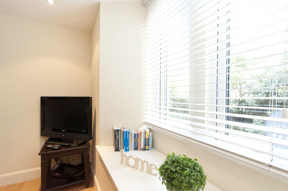 Edinburgh Church Apartments