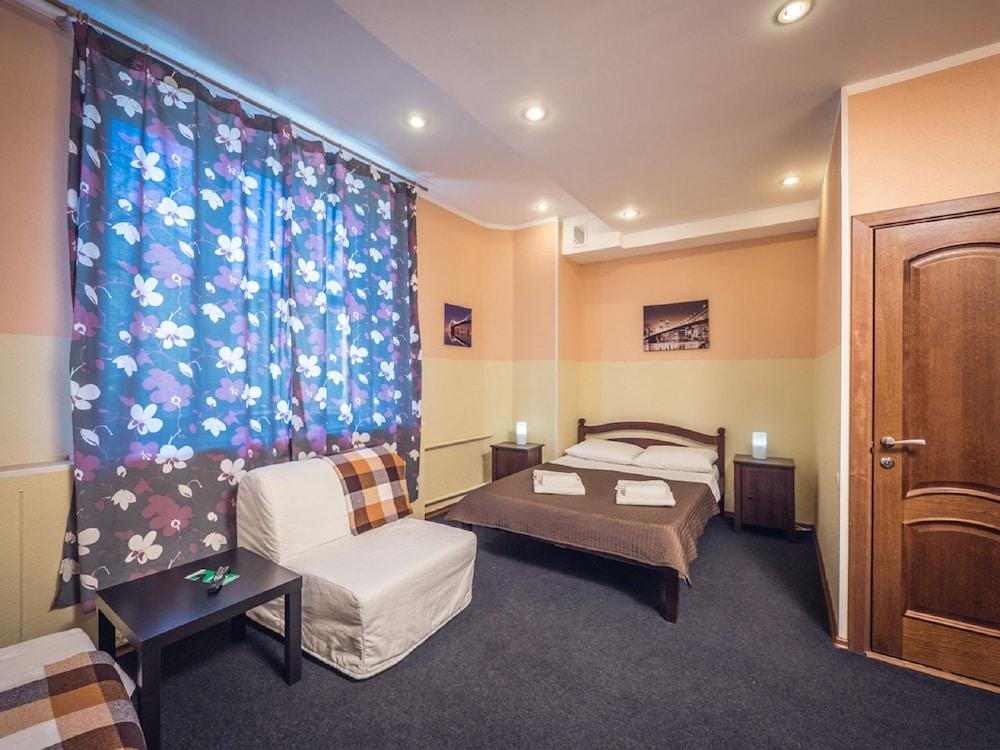 Mini-Hotel Aviamotornaya