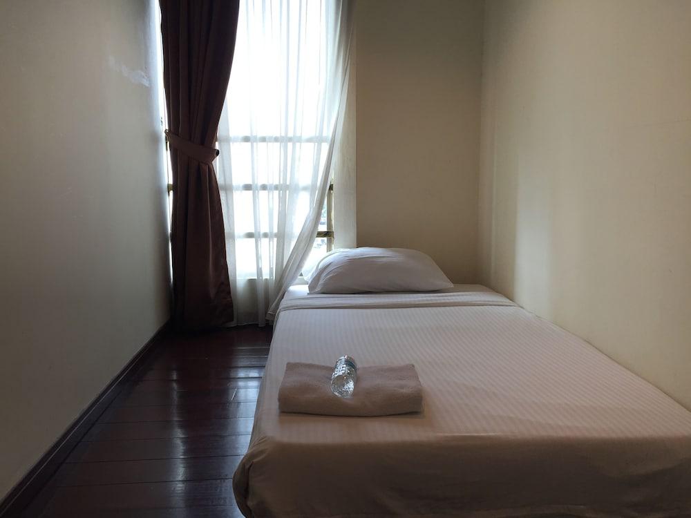 Le Hotel Kota Kinabalu