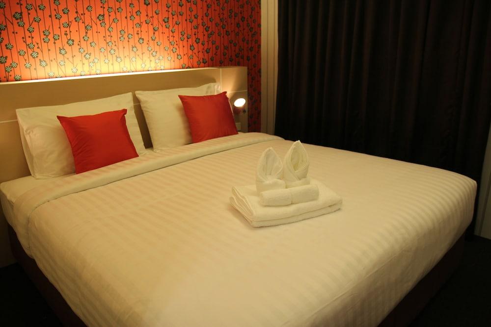 Pakdee Bed and Breakfast