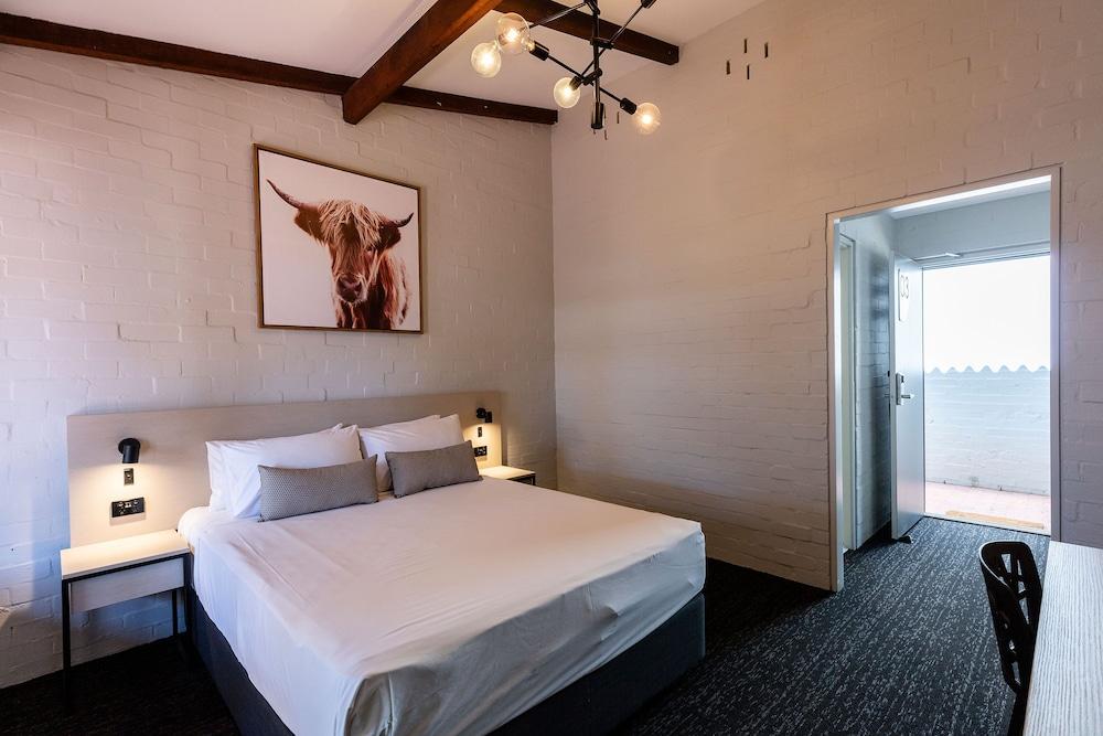 Nightcap at Wintersun Hotel