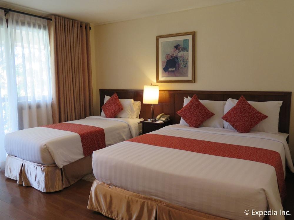 The Suites at Mount Malarayat