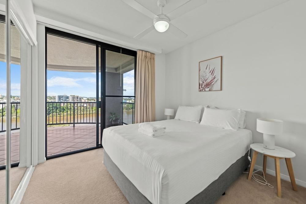 The Oasis Apartments