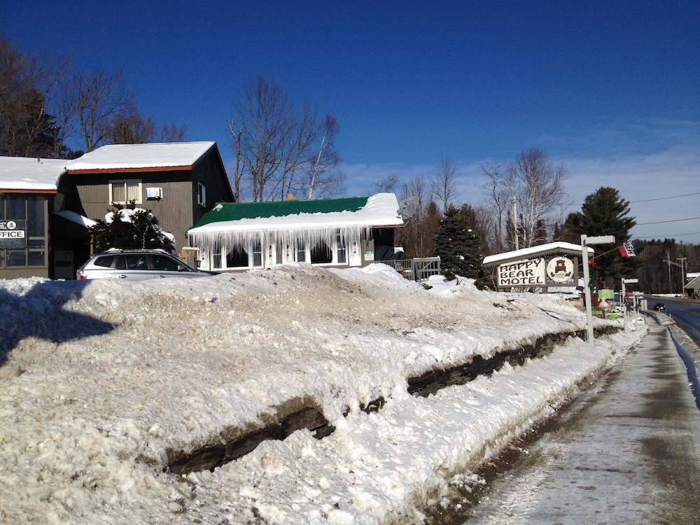 Happy Bear Motel