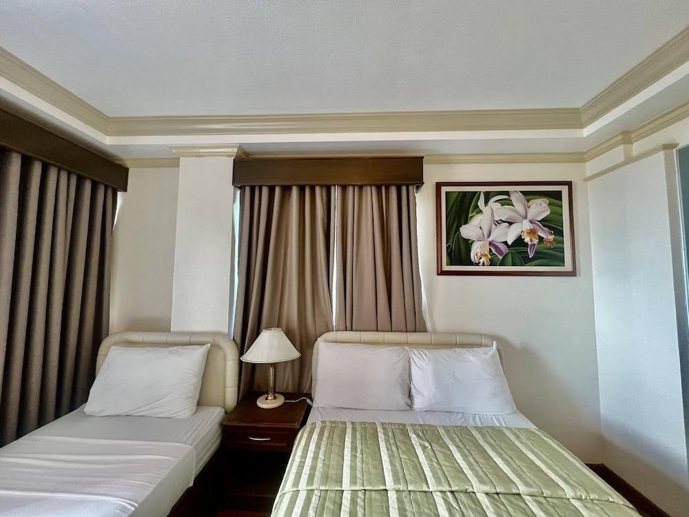 My Little Island Hotel