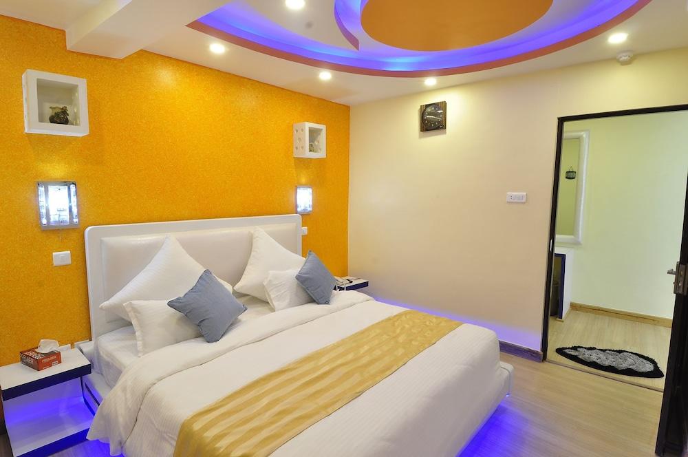 Royal Penguin Boutique Hotel & Spa