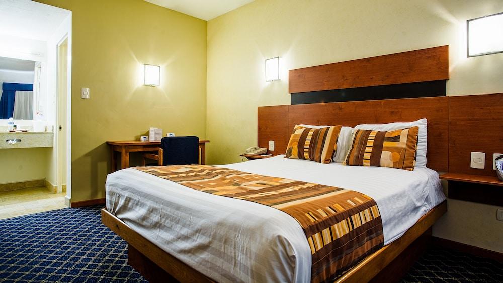 American Inn Hotel & Suites Hidalgo del Parral