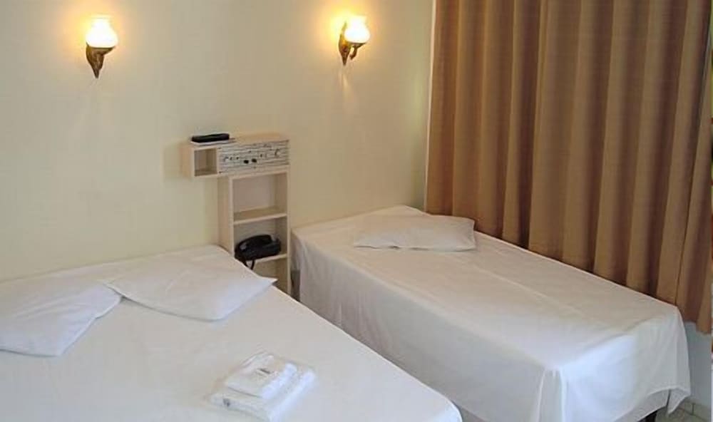 Oásis Chartouni Hotel