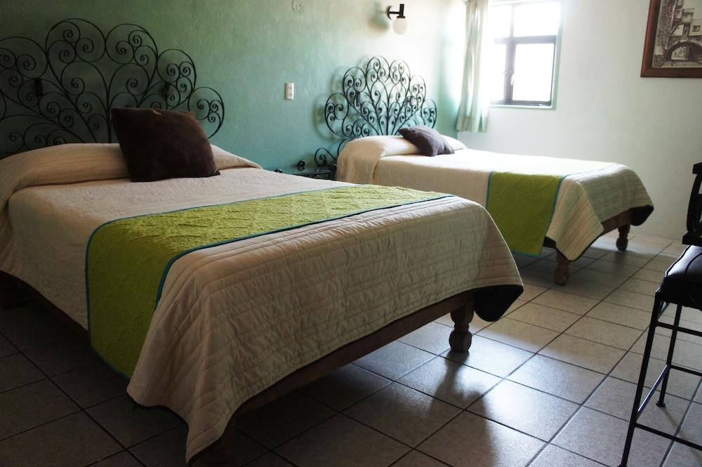 Hotel Mansión del Cantador