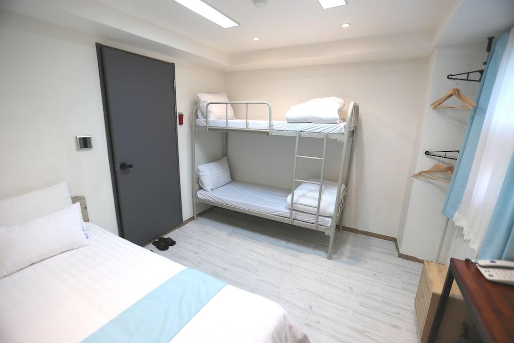 Must Stay Hotel Myeongdong