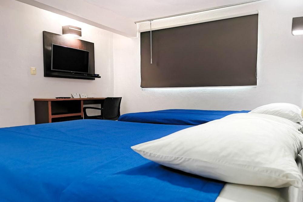 Hotel Colonial Cancun