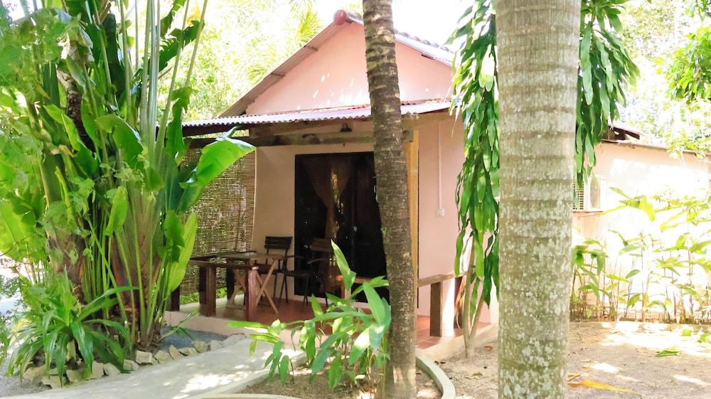 Bird of Paradise Bungalows
