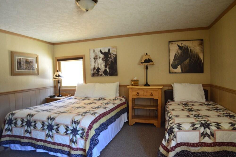 Daven Haven Lodge & Cabins