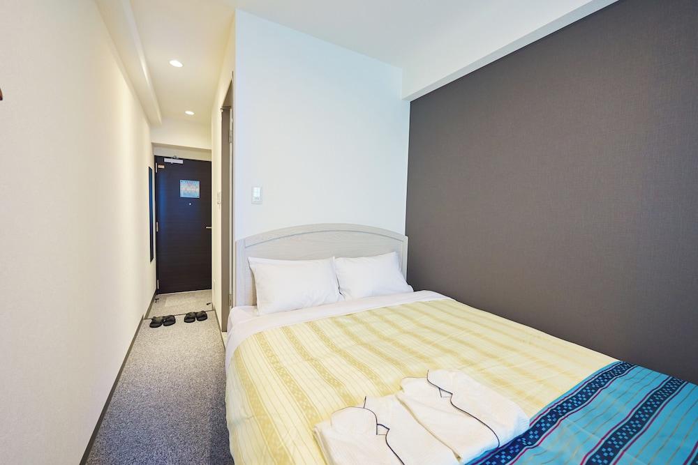 Hotel Peace Island Naha