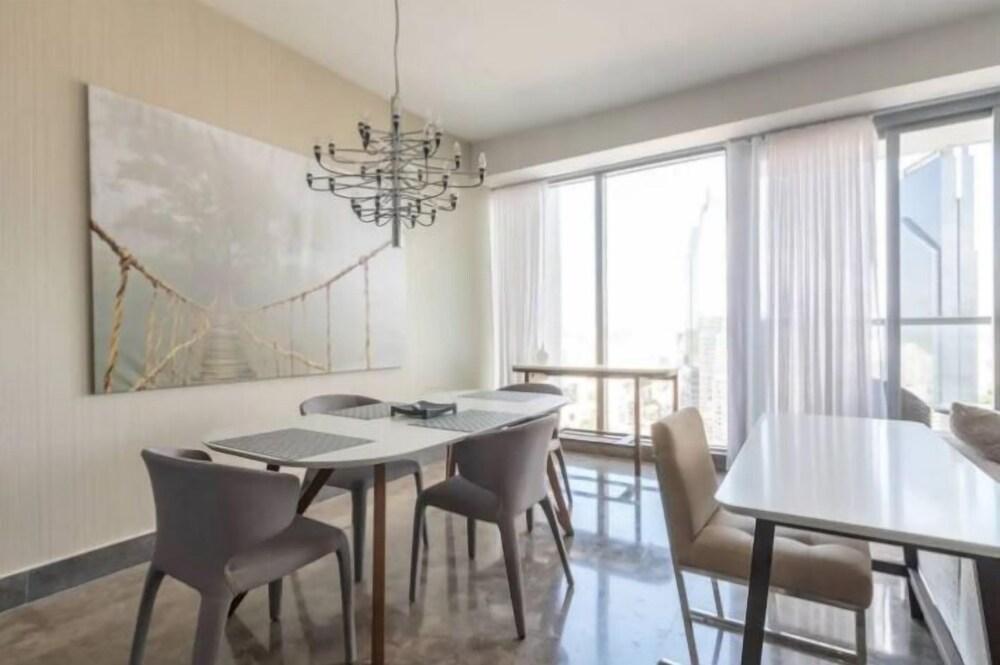 Apto. 30H vista a la Ciudad