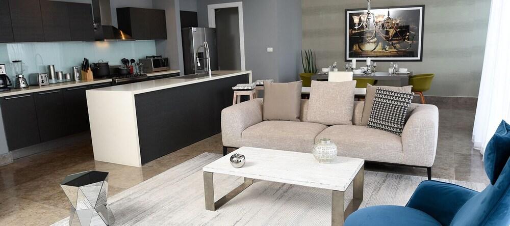 Apto. 47G vista a la Ciudad