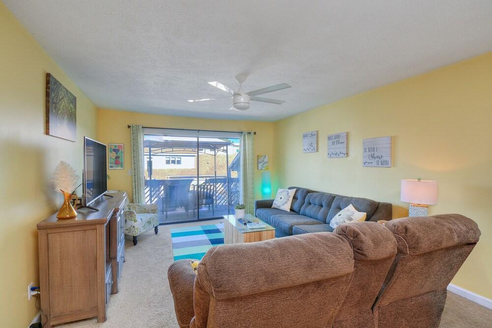 The Arbor by Elliott Beach Rentals