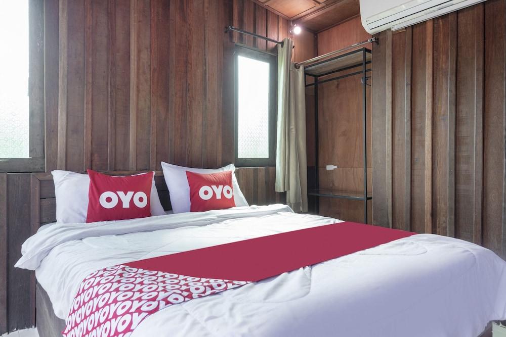 OYO 693 Tree House Cottage